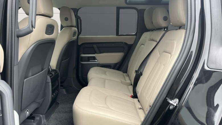 Land Rover Defender 3.0 D250 XS Edition 110 5dr Auto Diesel Estate